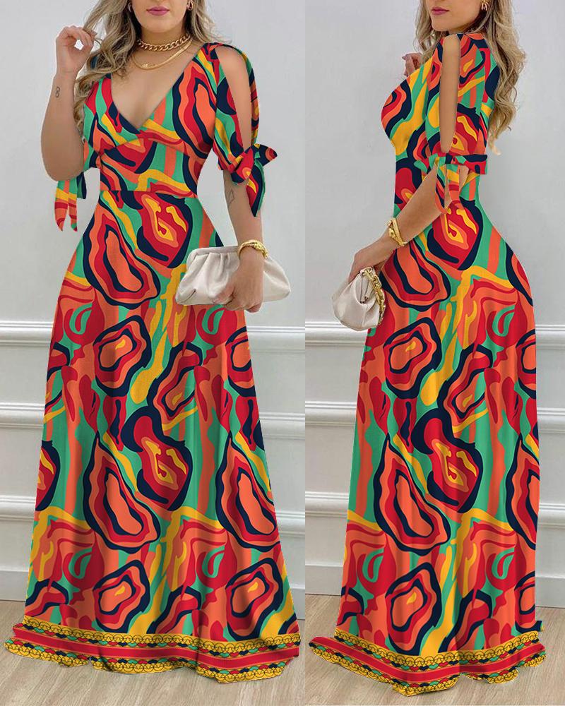 

Multi-Color Abstract Print Split Sleeve Maxi Dress, Multicolor