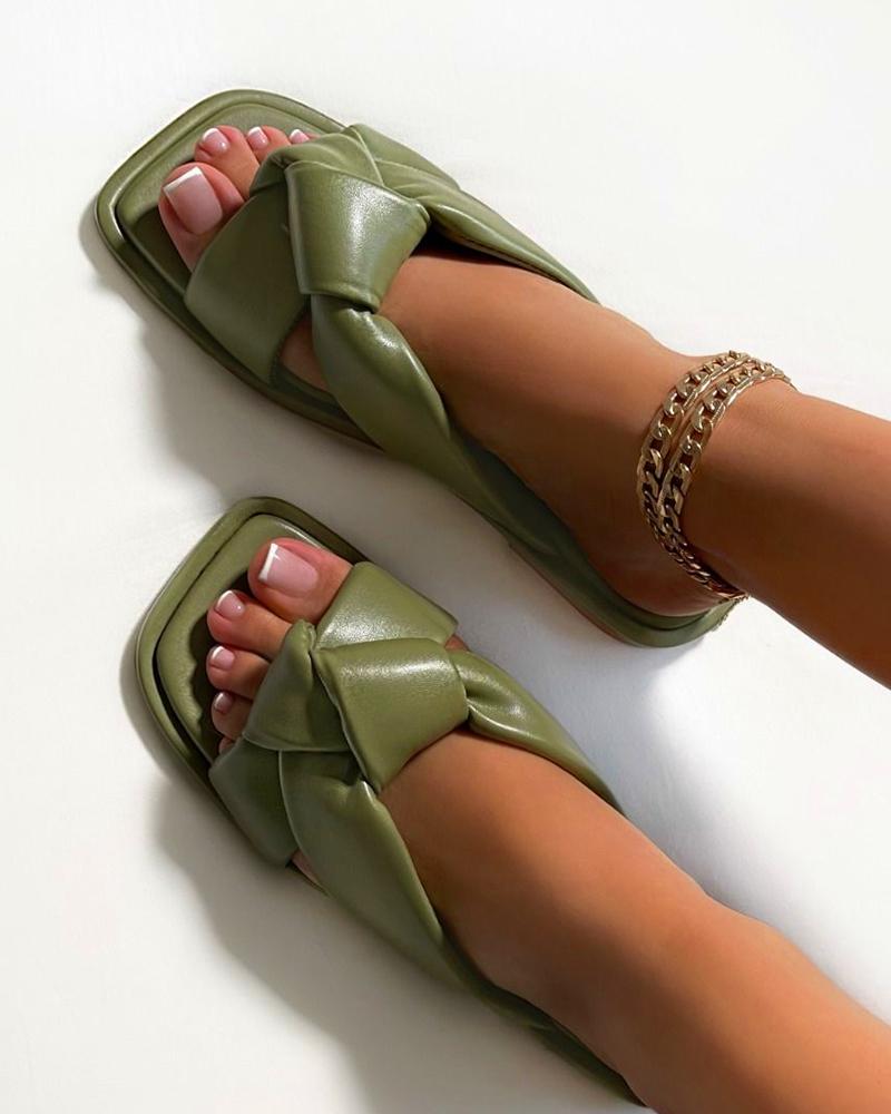 

Square-toe Solid Color Cross Strap PU Flat Slippers, Green