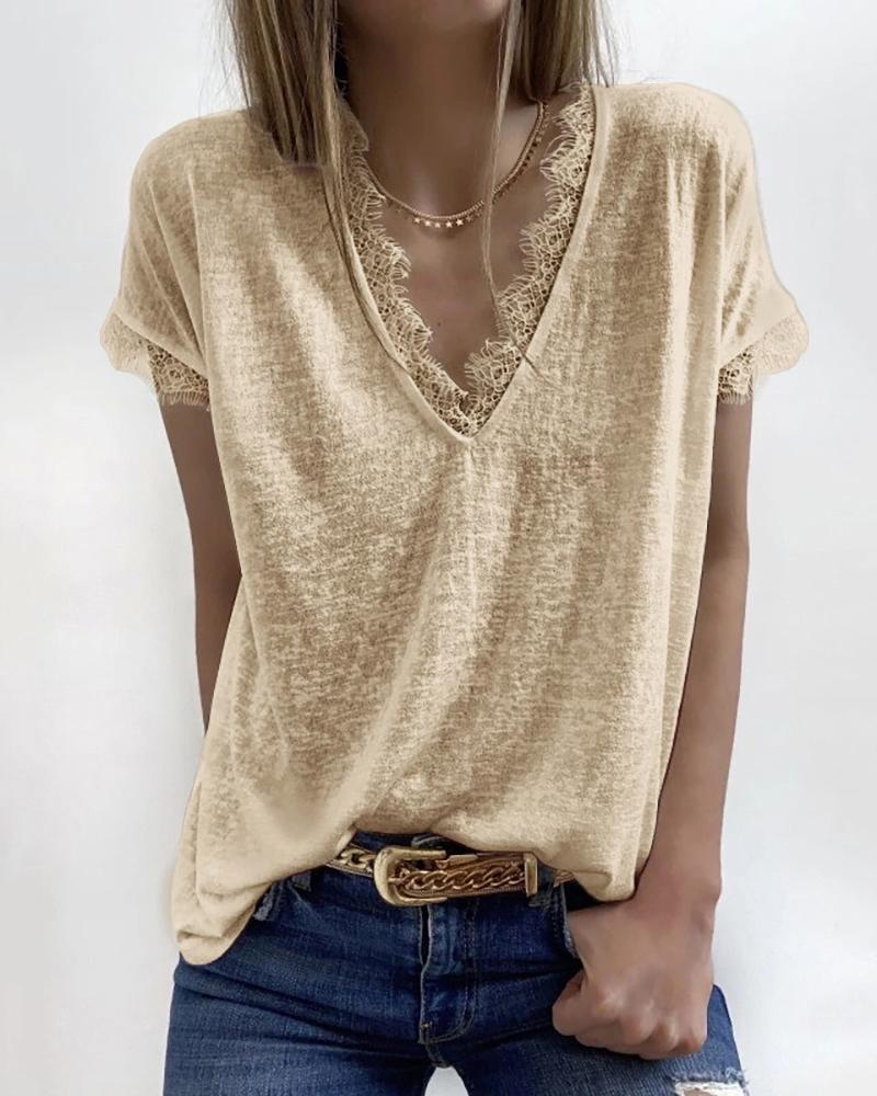 

Eyelash Lace Trim V-neck Casual T-shirt, Apricot