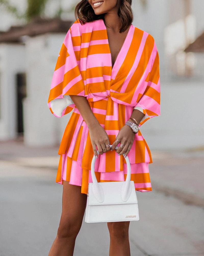 

Colorblock Twist Design Batwing Sleeve Casual Dress, Orange