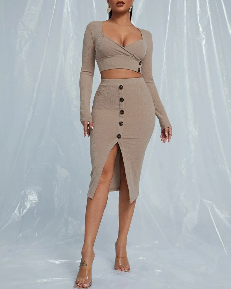 

Long Sleeve Button Decor Crop Top & Slit Skirt Set, Khaki