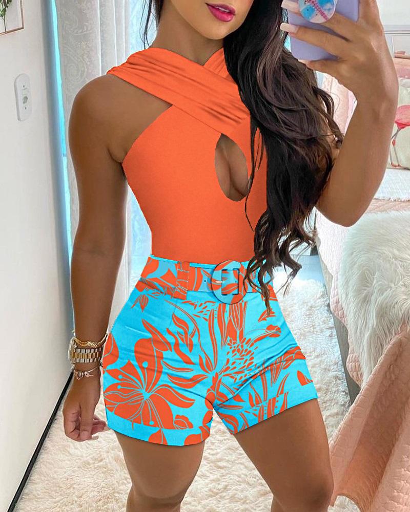 

Plants Print Cutout Halter Top & High Waist Shorts Set, Orange