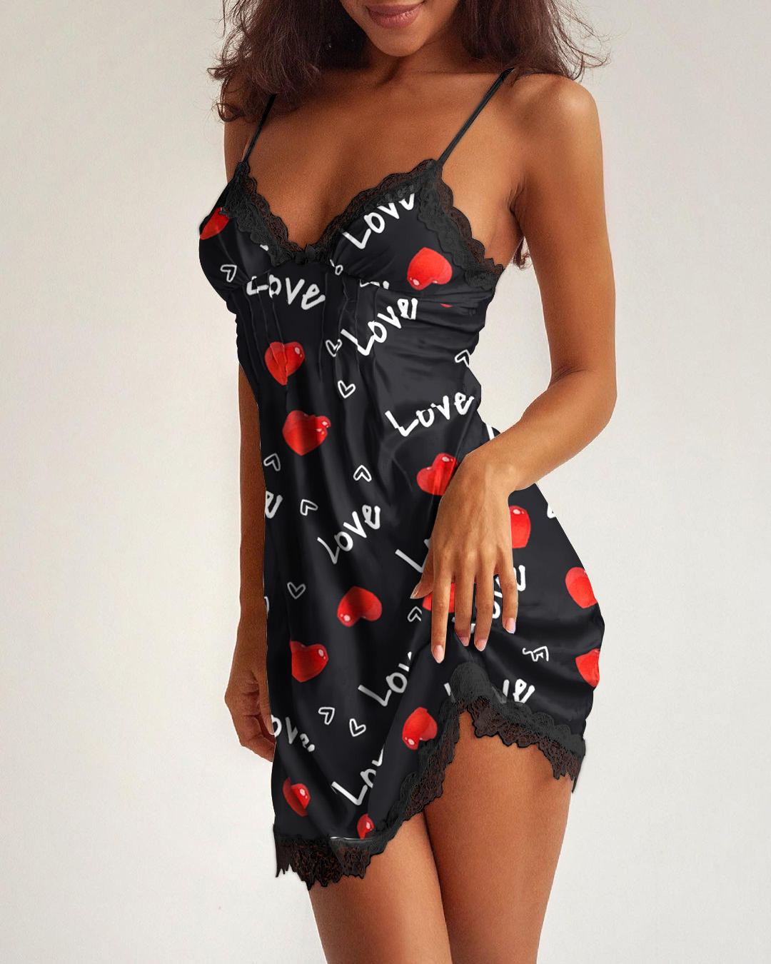 

Heart Letter Print Contrast Lace Satin Nightgown, Black