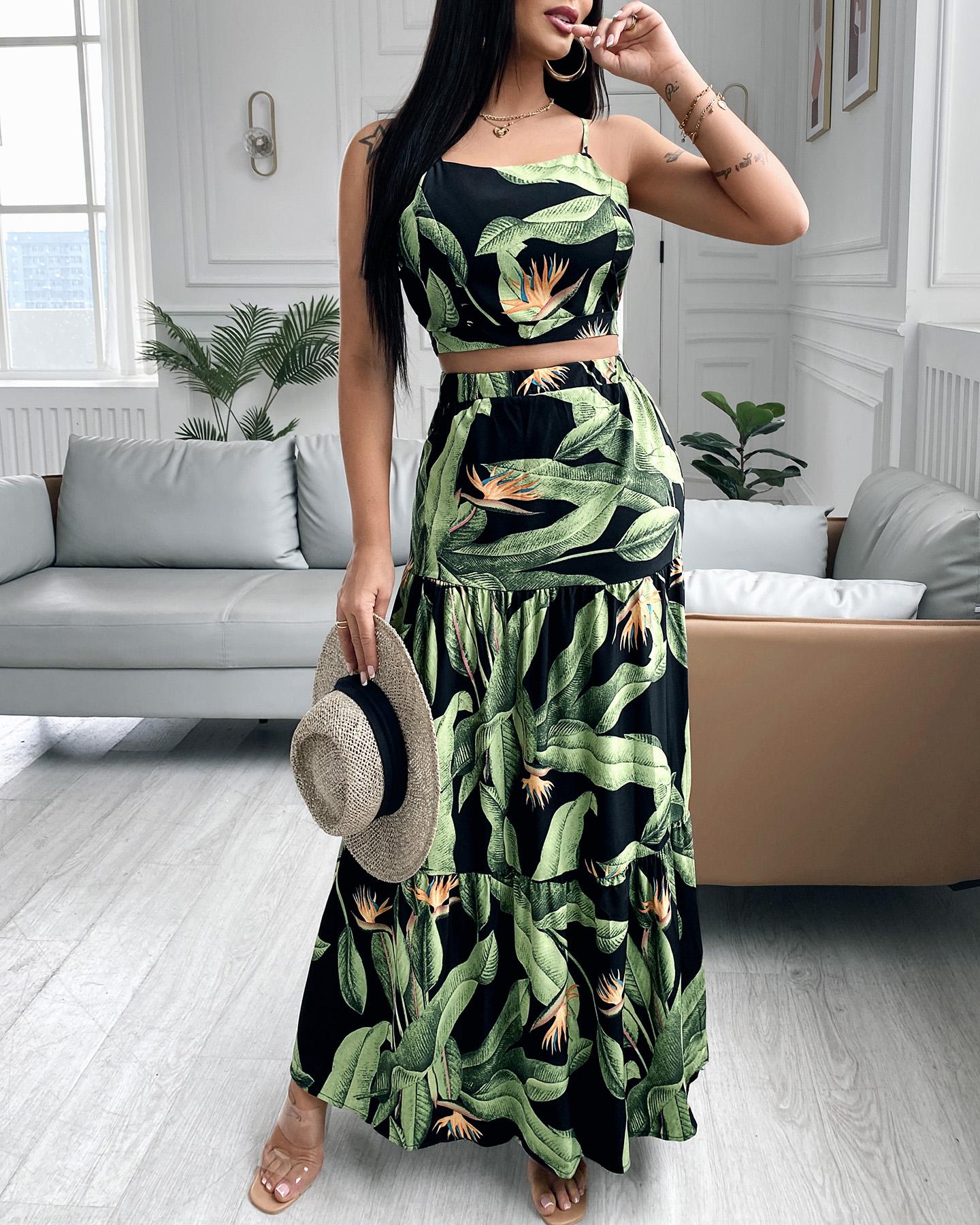 

Tropical Print Halter Sleeveless Top & Skirt Set, Green