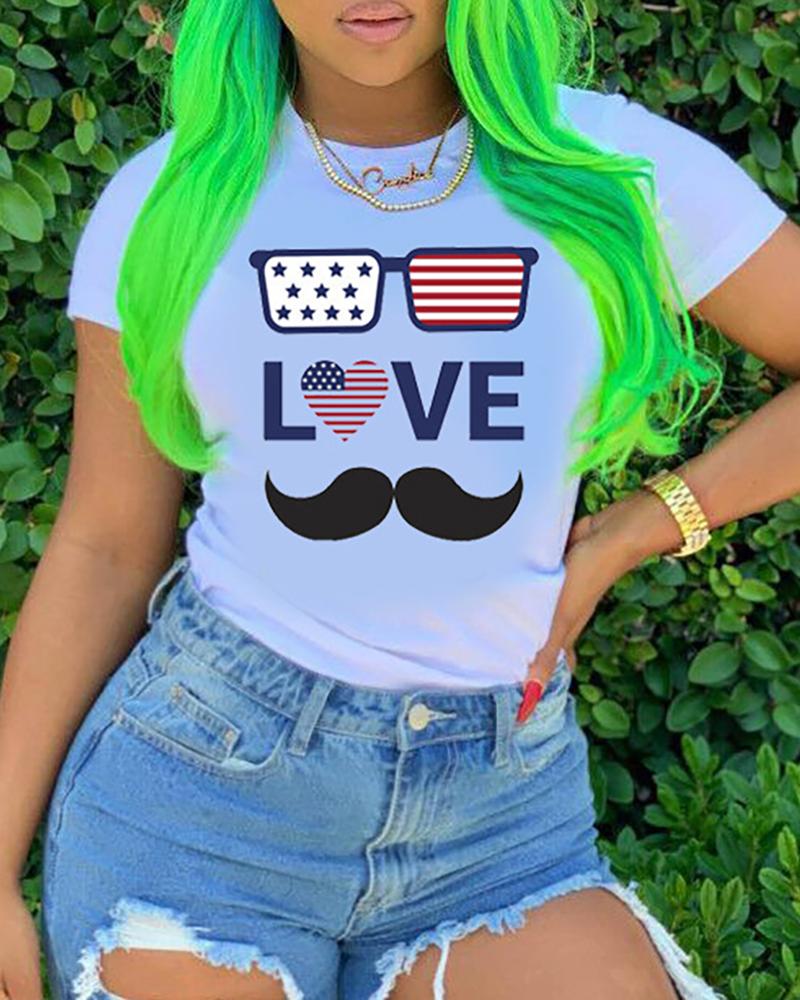 

Flag Print Heart Pattern Casual T-shirt, White