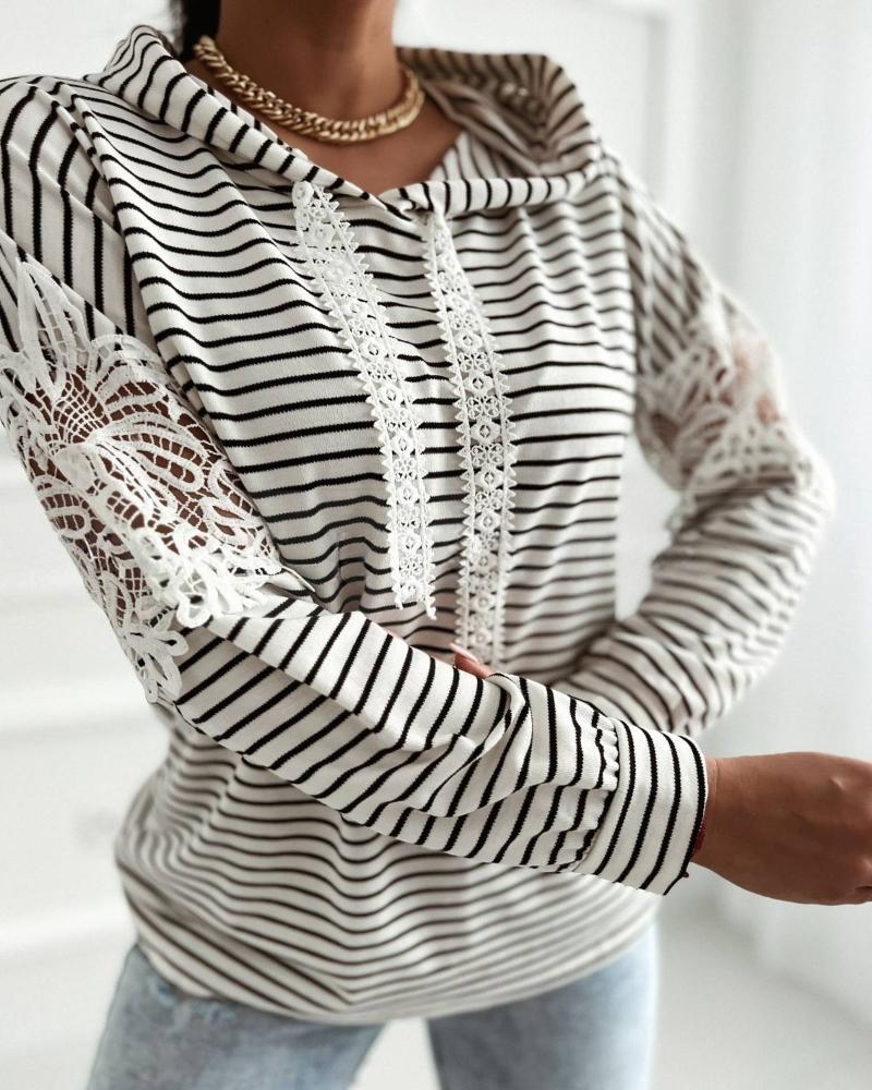 

Striped Contrast Floral Lace Patch Hoodie Pullover Long Sleeve Casual Sweatshirt, Apricot