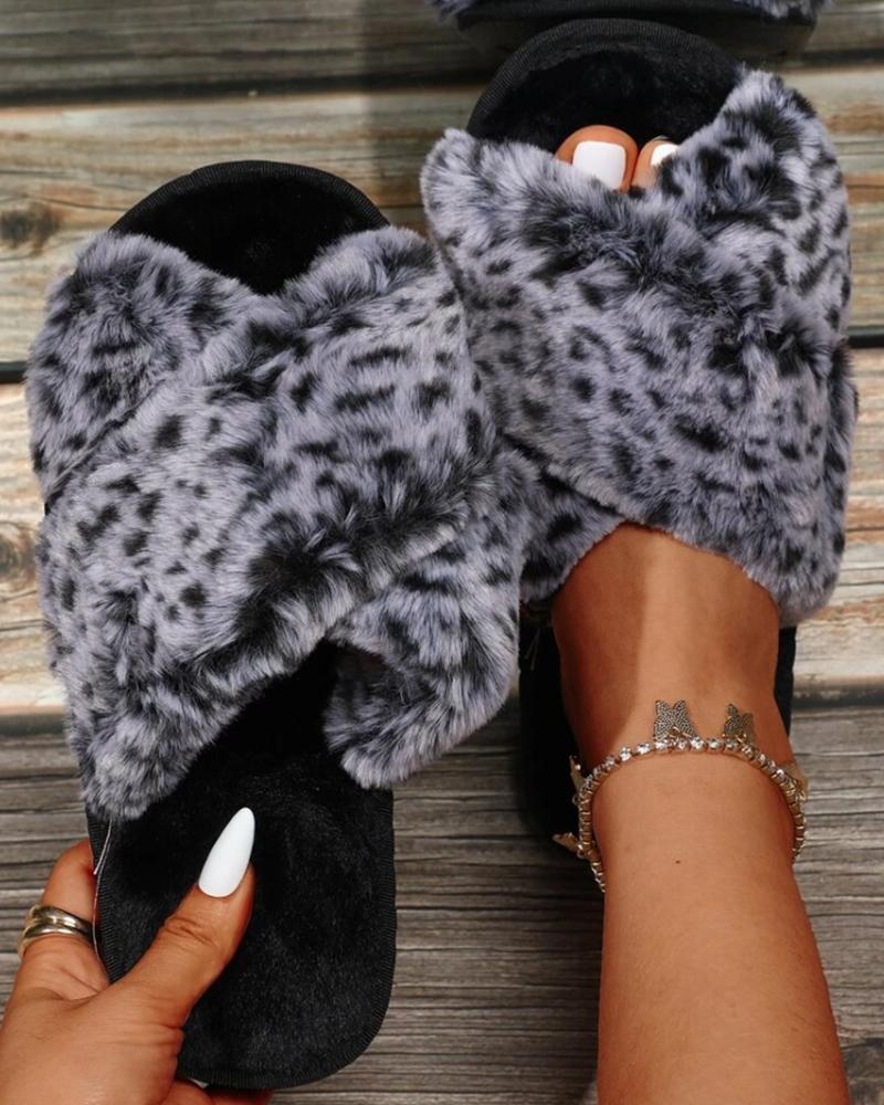 

Fuzzy Crisscross Leopard Slippers, Gray