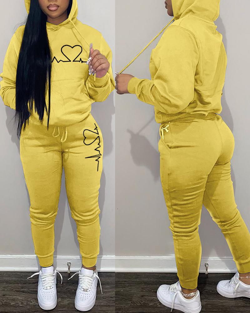 

Heart Print Pocket Design Hoodie & Pants Set, Yellow