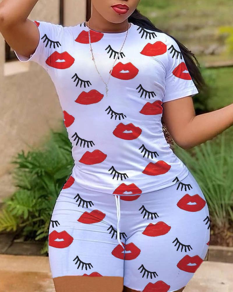 

Lip Eyelash Print Short Sleeve Top & Drawstring Shorts Set, White