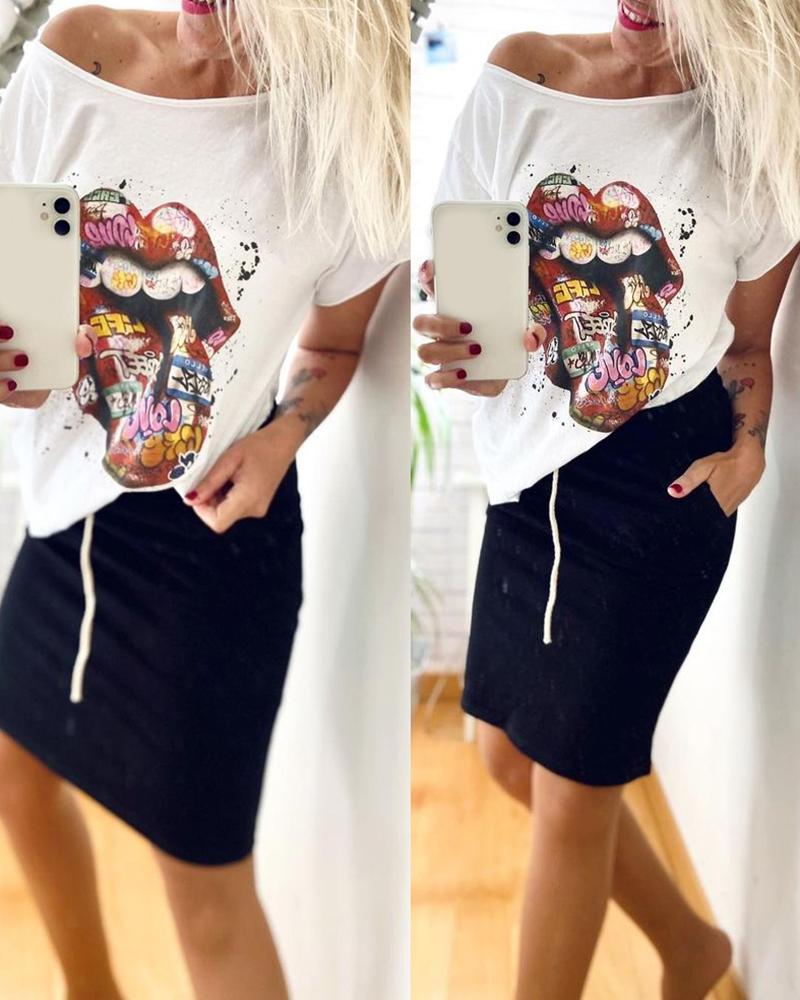 

Lip Print Short Sleeve Top & Skirt Set, Black