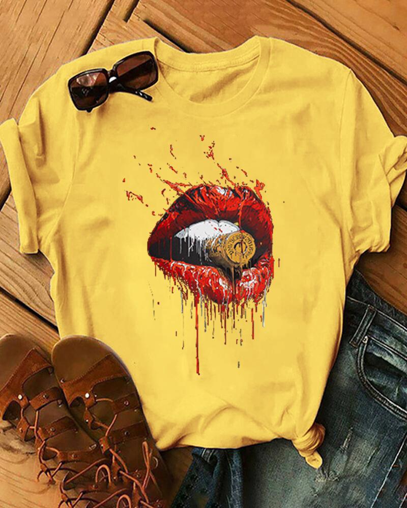 

Rouge Lips Print Short Sleeve Loose T-shirts, Yellow