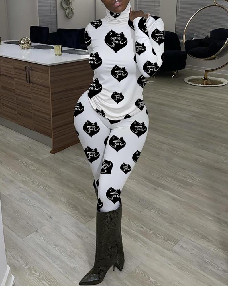

Lip / Letter / Heart Print Top & Pants Set, Style3