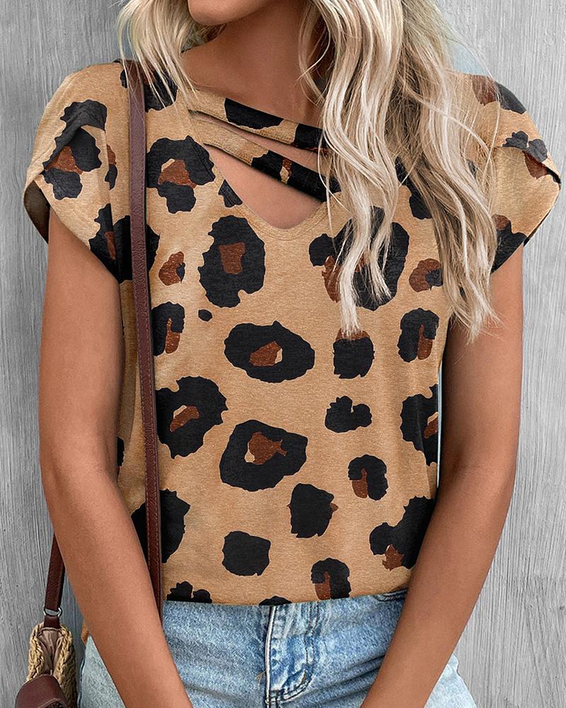 

Leopard Print Petal Sleeve Top