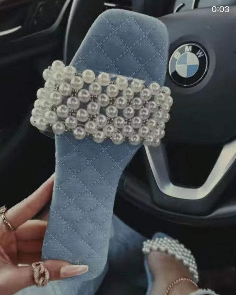 

Quilted Pearls One Strap Slippers, Blue