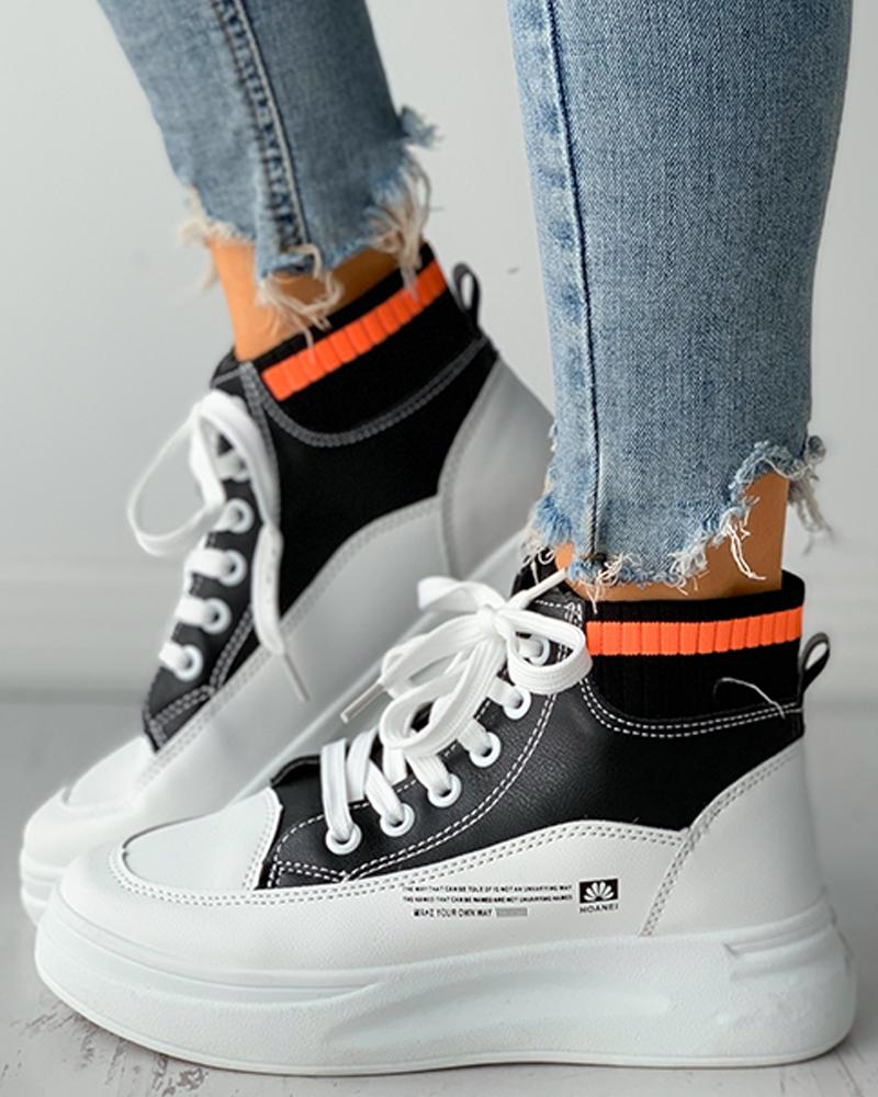 

Eyelet Lace-up Striped Colorblock Letter Print Muffin Sneaker, Black