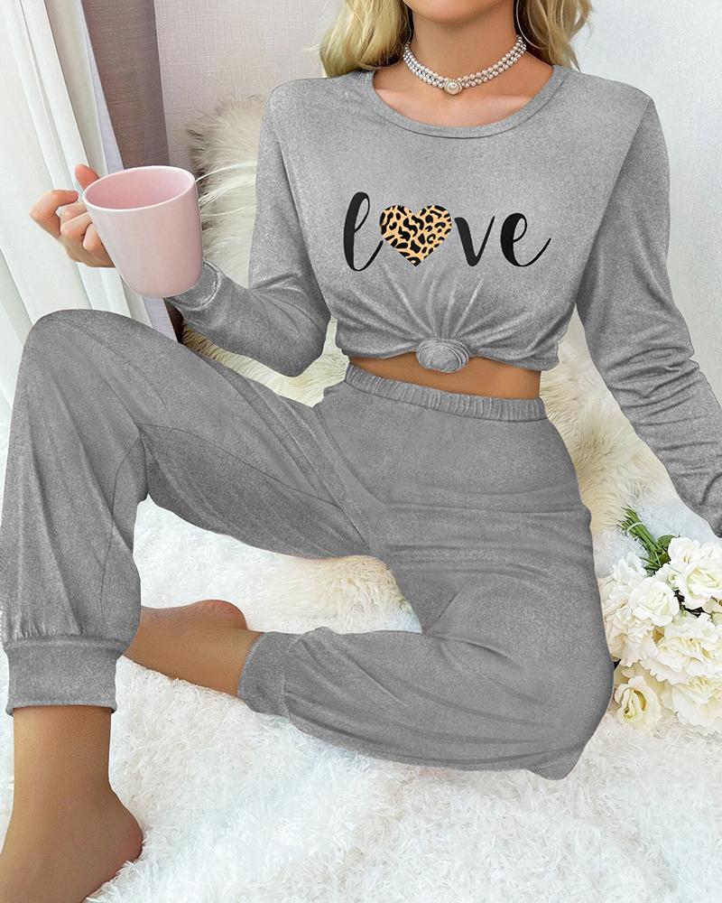 

Love Leopard Print Round Neck Pajamas Set, Gray