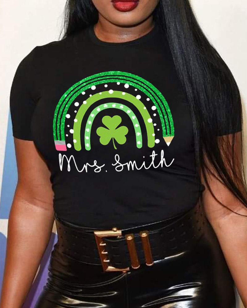 

Plus Size St. Patrick's Day Lucky Shamrock Print Casual T-shirt, Black