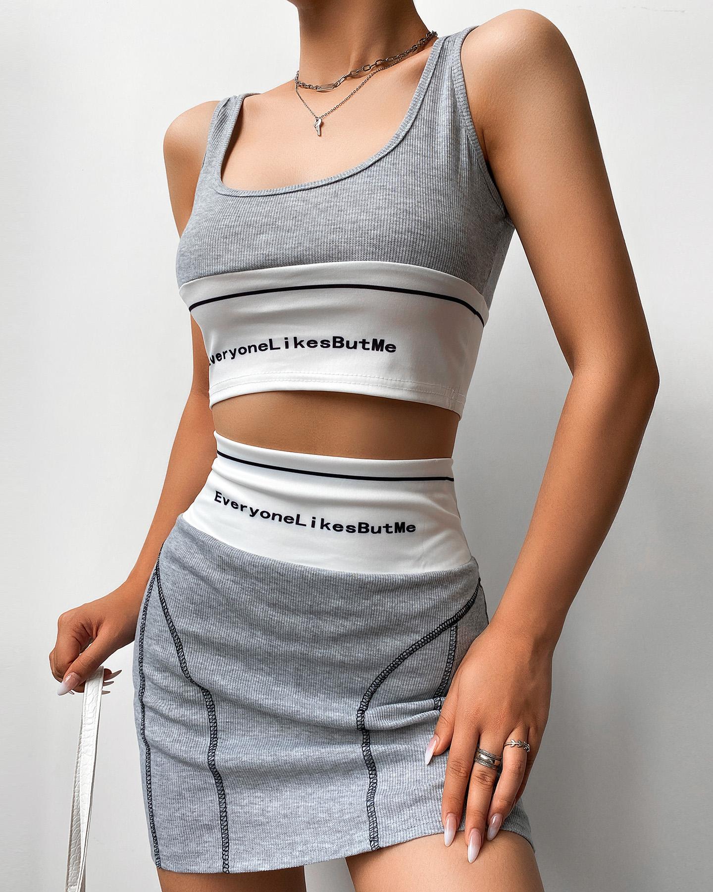 

Letter Print Colorblock Crop Top & Skirt Sets, Gray