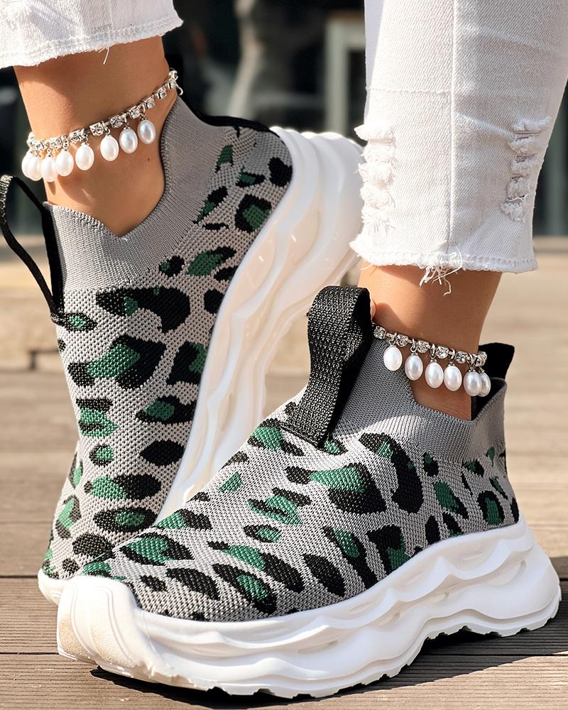 

Zapatillas sin cordones con punta redonda y estampado de leopardo, Gray&green