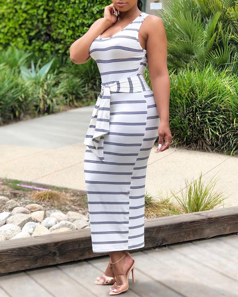 

Sleeveless Striped U-Neck Sheath Dress, White