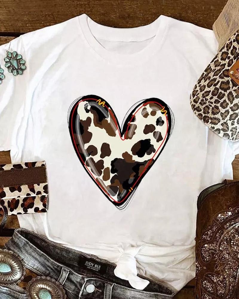 

Heart Cheetah Print Short Sleeve Top, White