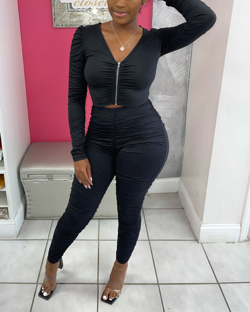 

Ruched Long Sleeve Zip Front Crop Top & Pants Set, Black