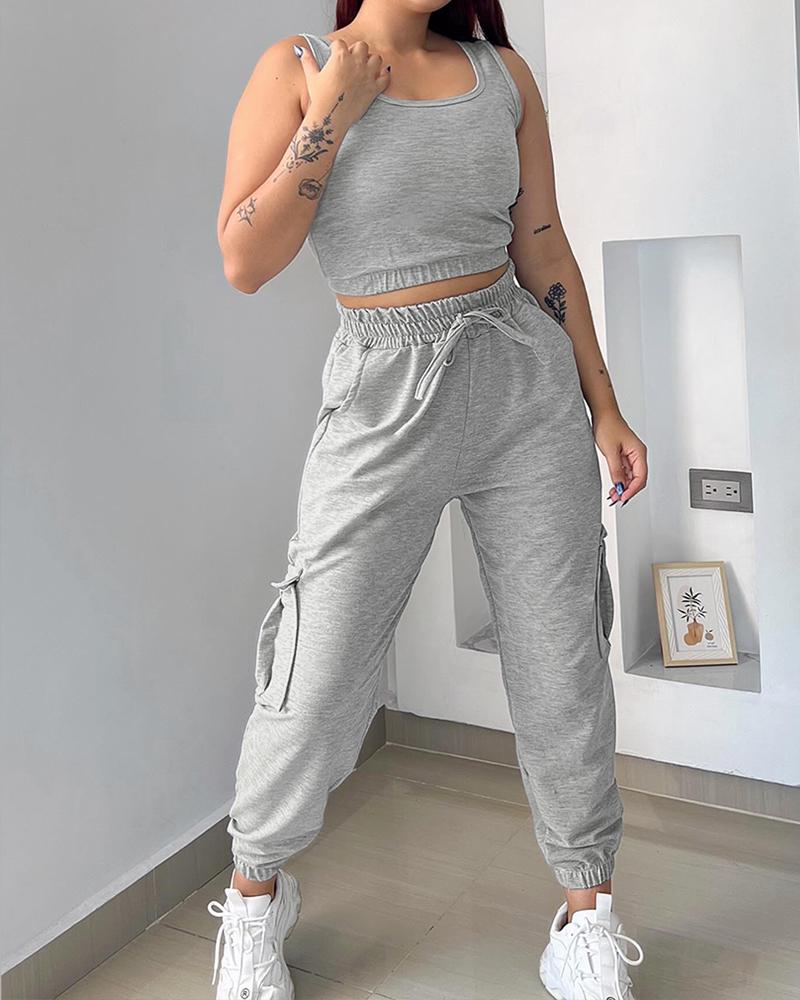 

Conjunto de camiseta sin mangas con cuello en U y pantalones con puños y diseño de bolsillo, Gray