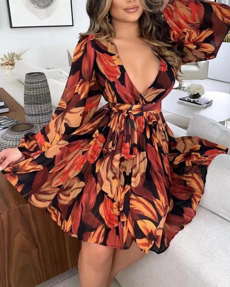 

Plants Print Lantern Sleeve Deep V-Neck Casual Dress, Style1