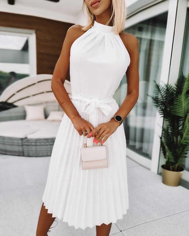 

Sleeveless Pleated Casual Dress With Belt, White