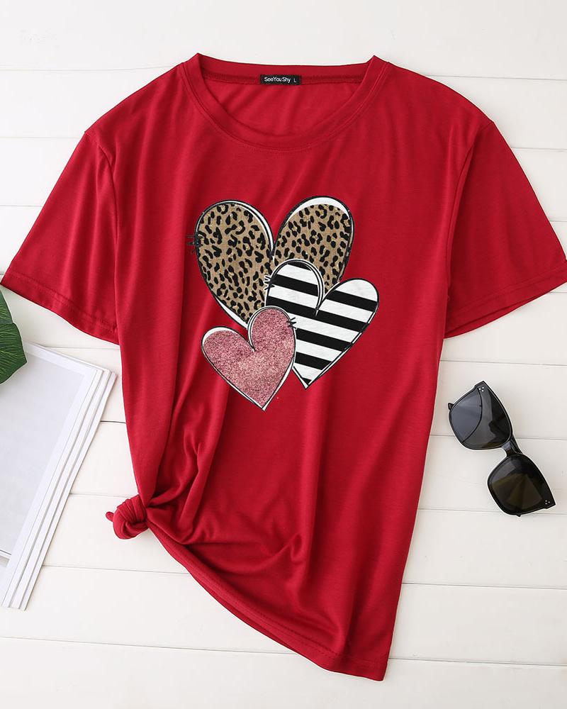 

Valentine' Day Unisex Heart Cheetah Striped Print T-shirt, Wine red