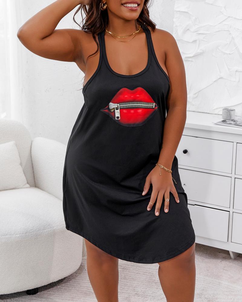 

Plus Size Lip Print Sleeveless Sleep Dress, Black