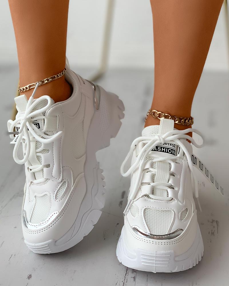 

Lace-up Breathable Casual Muffin Sneaker, White