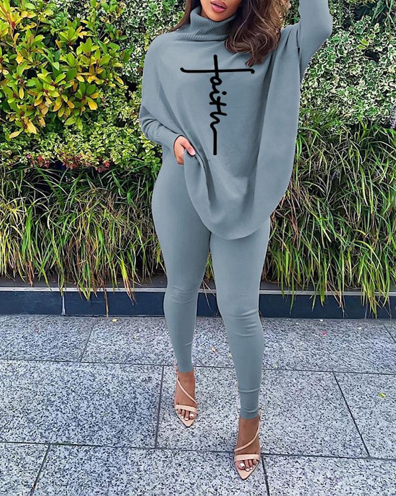 

Faith Print Batwing Sleeve Top & Pants Set, Gray