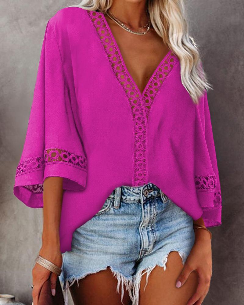 

Hollow-out Bell Sleeve V-Neck Top, Hot pink