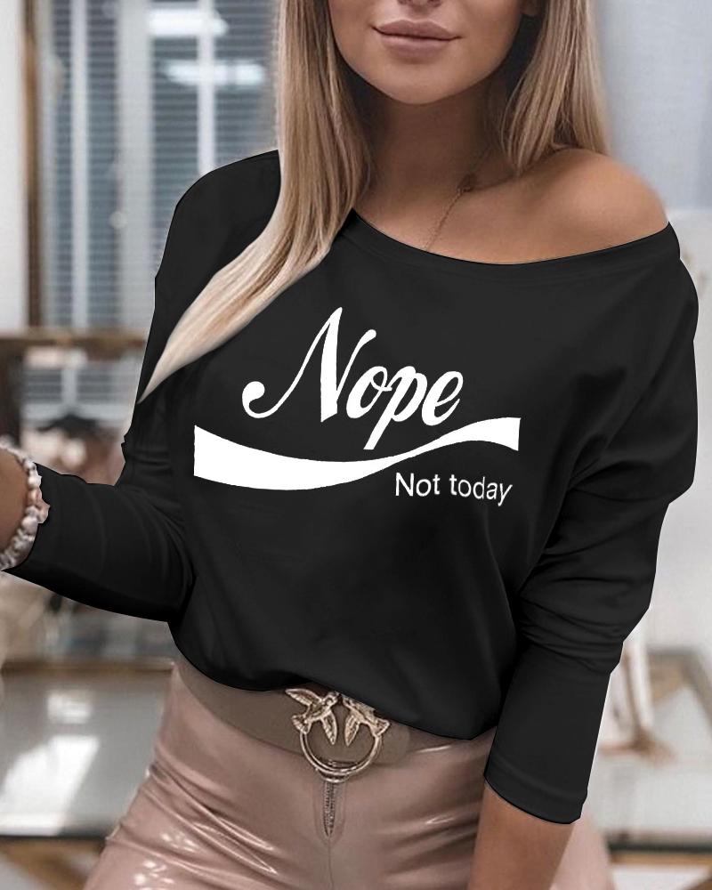 

Women' Letter Print O-neck Top, Black