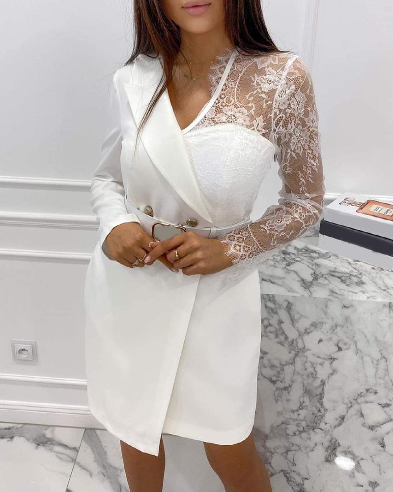

Eyelash Crochet Lace Patch Buttoned Work Dress, White