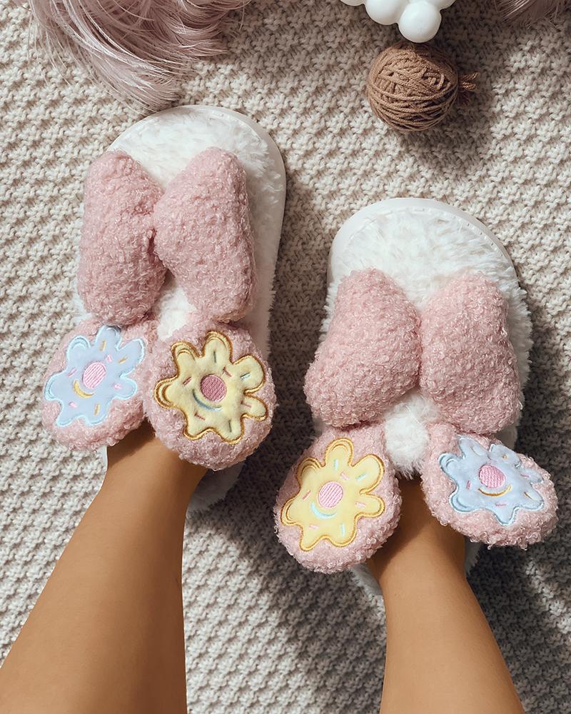 

Bowknot Decor Donut Pattern Fluffy Slippers, White