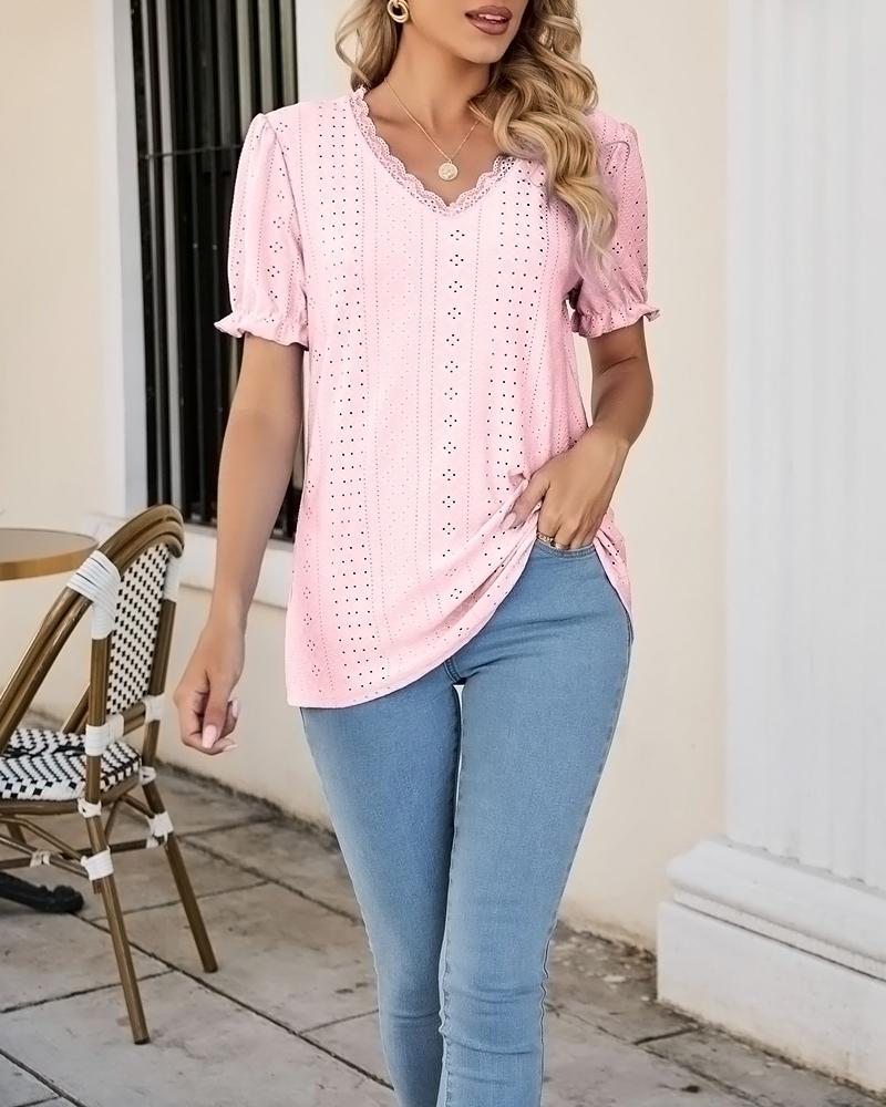 

Eyelet Embroidery V-Neck Puff Sleeve Top, Pink