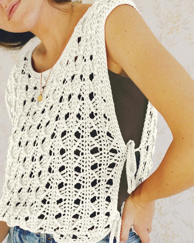 

Suéter de crochet calado sin mangas con cuello redondo, Beige