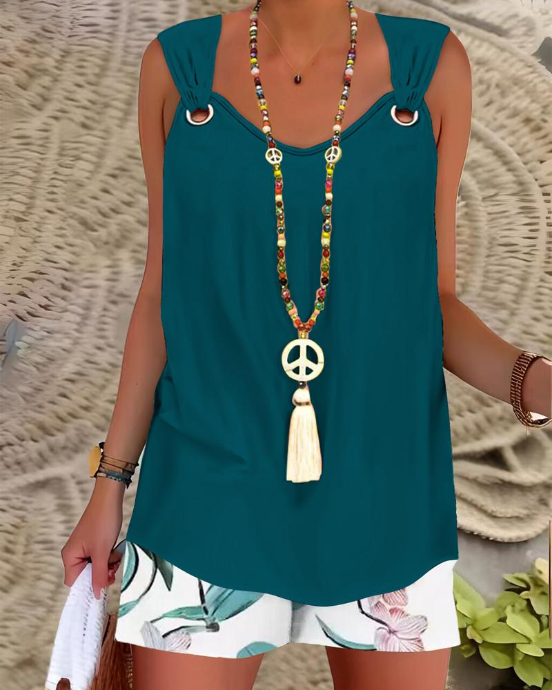 

Eyelet Sleeveless Top & Tropical Print Shorts Set, Blue