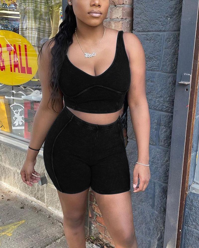 

Contrast Piping Crop Top & Shorts Set, Black