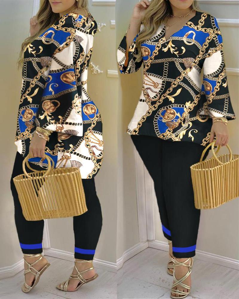 

Plus Size Scarf Chain Print Bell Sleeve Top & Pants Set, Blue