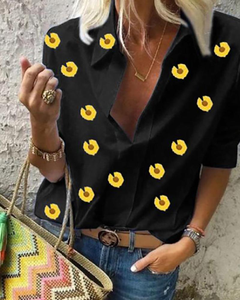 

Daisy Print Button Design Casual Shirt, Black