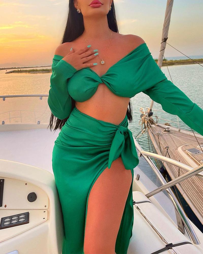 

Twisted Front Crop Top & High Slit Maxi Skirt Set, Green