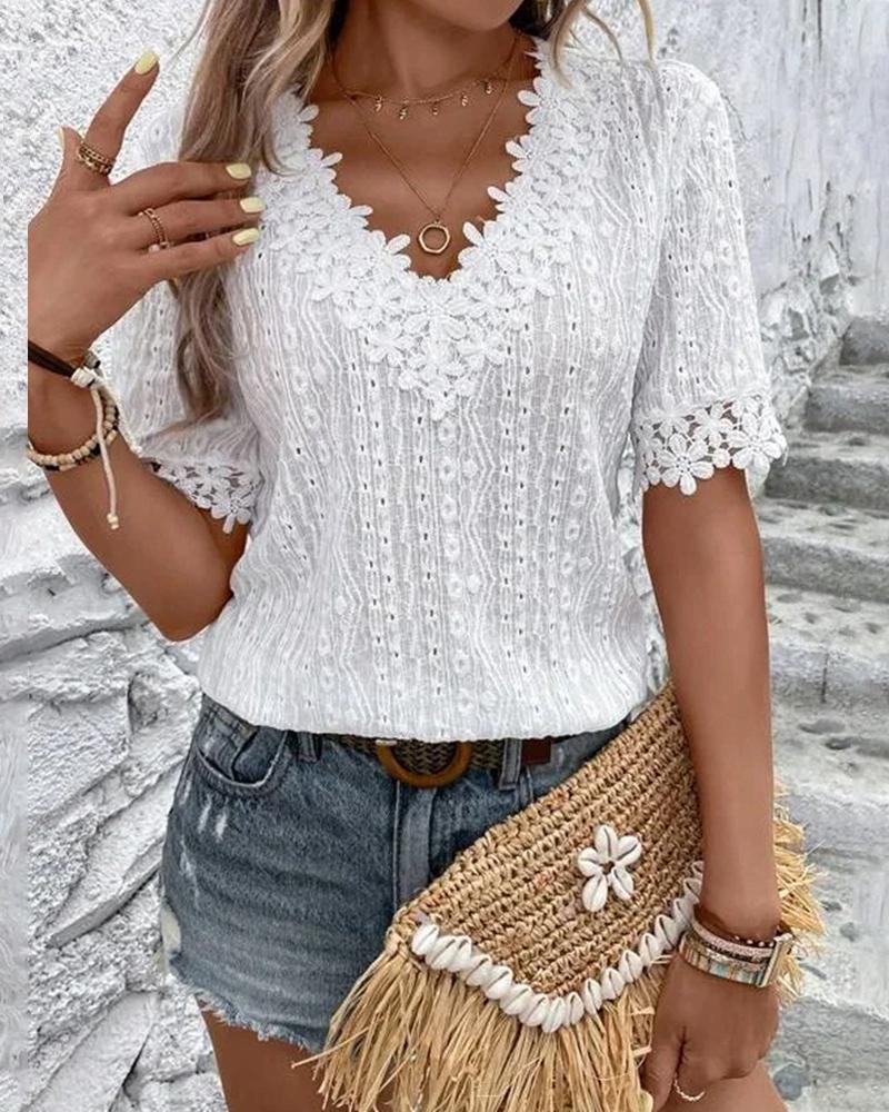 

Guipure Lace Eyelet Embroidery Top, White