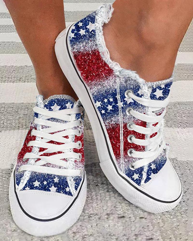 

Zapatillas deportivas con dobladillo sin rematar degradado con estampado de bandera del Día de la Independencia, Blue&red