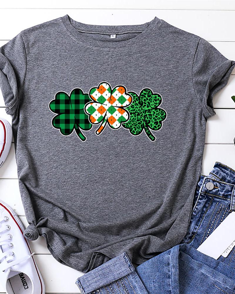 

Clover Print Short Sleeve Casual T-shirt, Gray