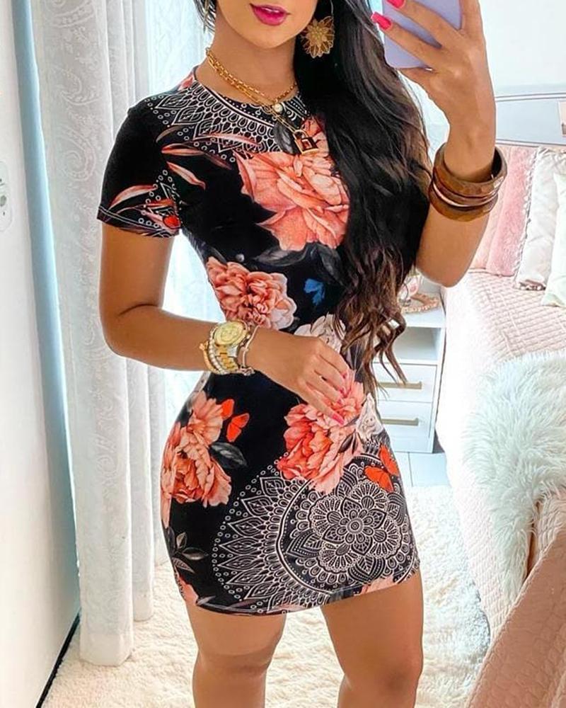 

Graphic Floral Print Ruffles Bodycon Dress, Black