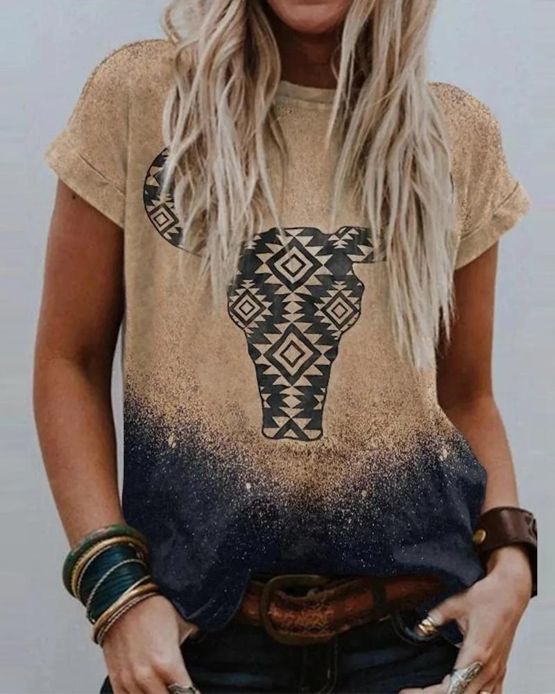 

Aztec Geometric Highland Cattle Print Casual T-shirt, Khaki