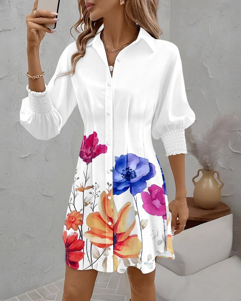

Vestido camisero informal de manga larga con cuello vuelto y estampado floral con pliegues prensados, White